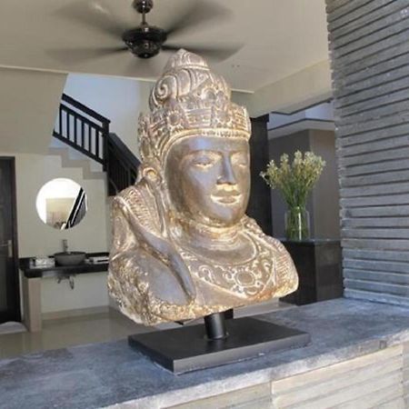 Gili Pearl Three Bedroom Villa Gili Trawangan Exterior photo