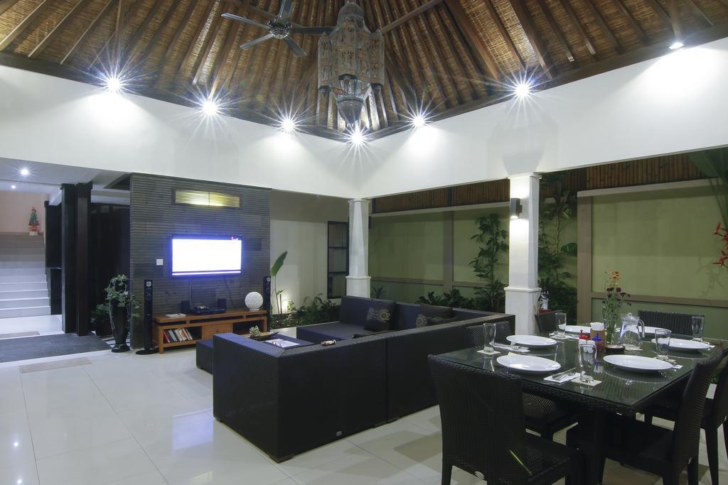 Gili Pearl Three Bedroom Villa Gili Trawangan Exterior photo