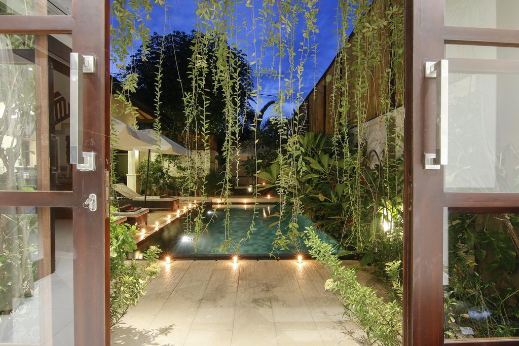 Gili Pearl Three Bedroom Villa Gili Trawangan Exterior photo