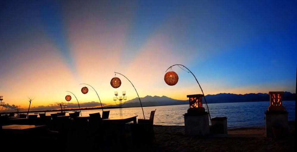 Gili Pearl Three Bedroom Villa Gili Trawangan Exterior photo